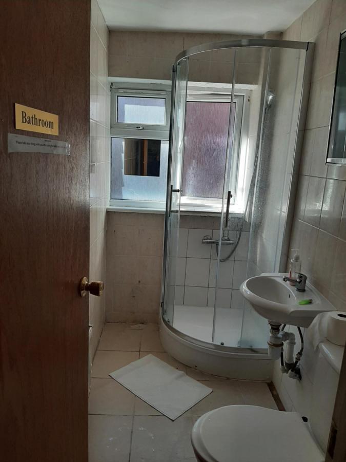 Single Bedroom With Wifi Off Bricklane 3 Лондон Экстерьер фото