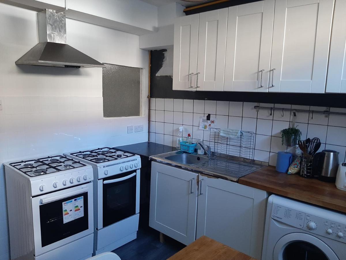 Single Bedroom With Wifi Off Bricklane 3 Лондон Экстерьер фото